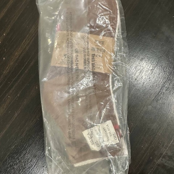 Pink VS pack of 2 pairs ankle socks new in packaging - Picture 4 of 4